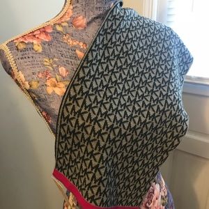 MK scarf